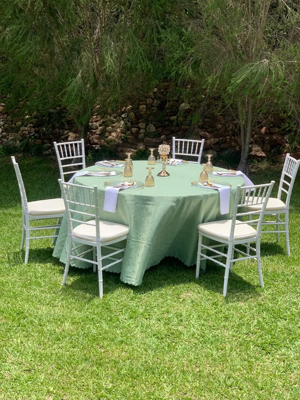 Outdoor dining & event set ups in machakos – Photo 1